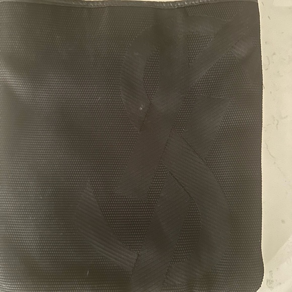 Saint Laurent Black Tone on Tone Signature Crossbody Bag - Picture 2 of 7